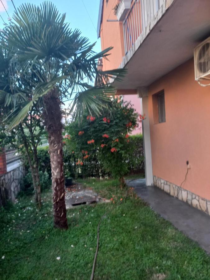 Albergue Traveler'S Rest - Near Podgorica Airport Mitrovici  Exterior foto