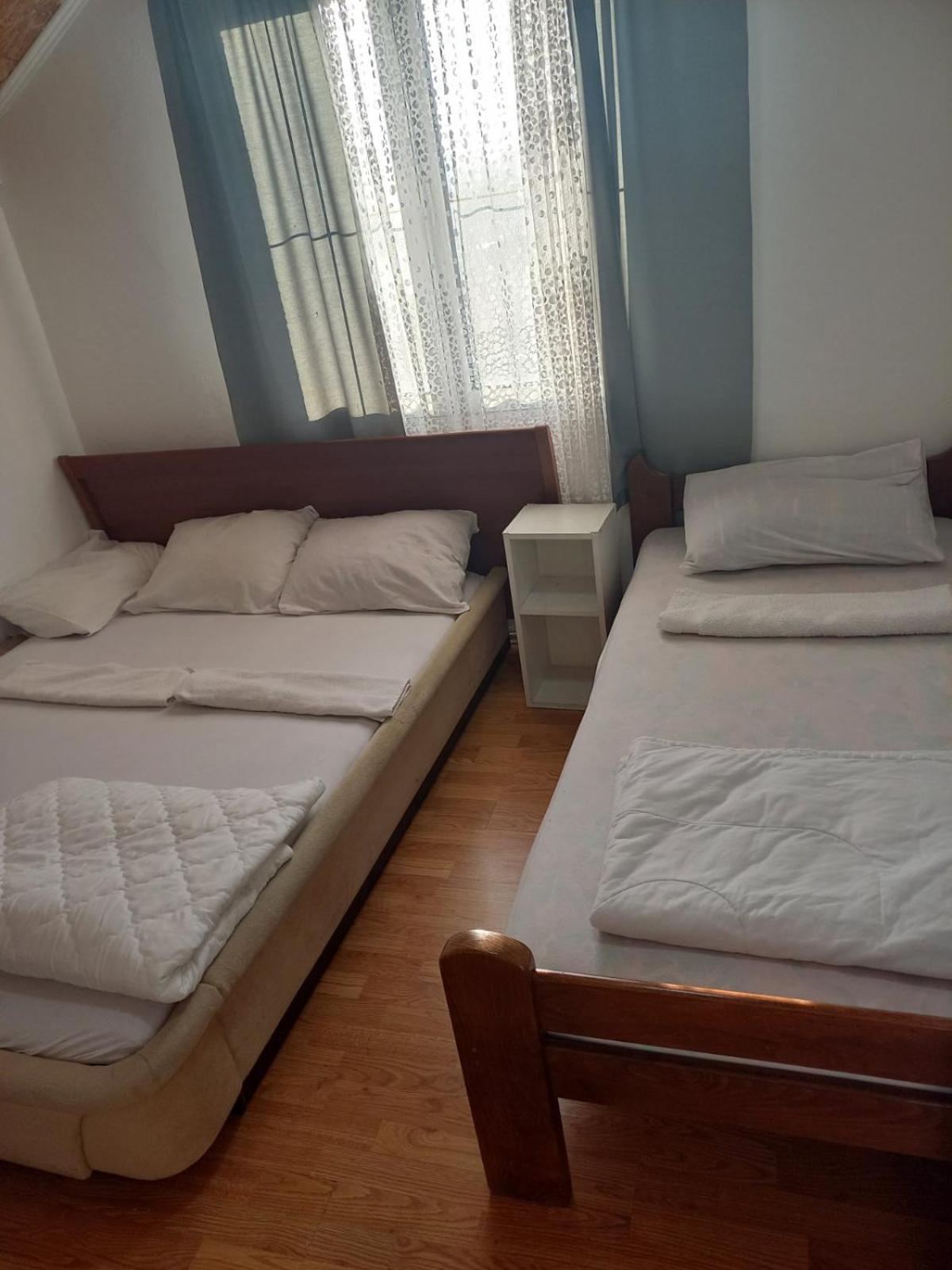 Albergue Traveler'S Rest - Near Podgorica Airport Mitrovici  Exterior foto